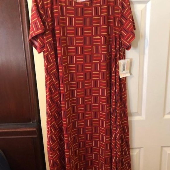 LuLaRoe | Dresses | Lularoe Carly 2x 